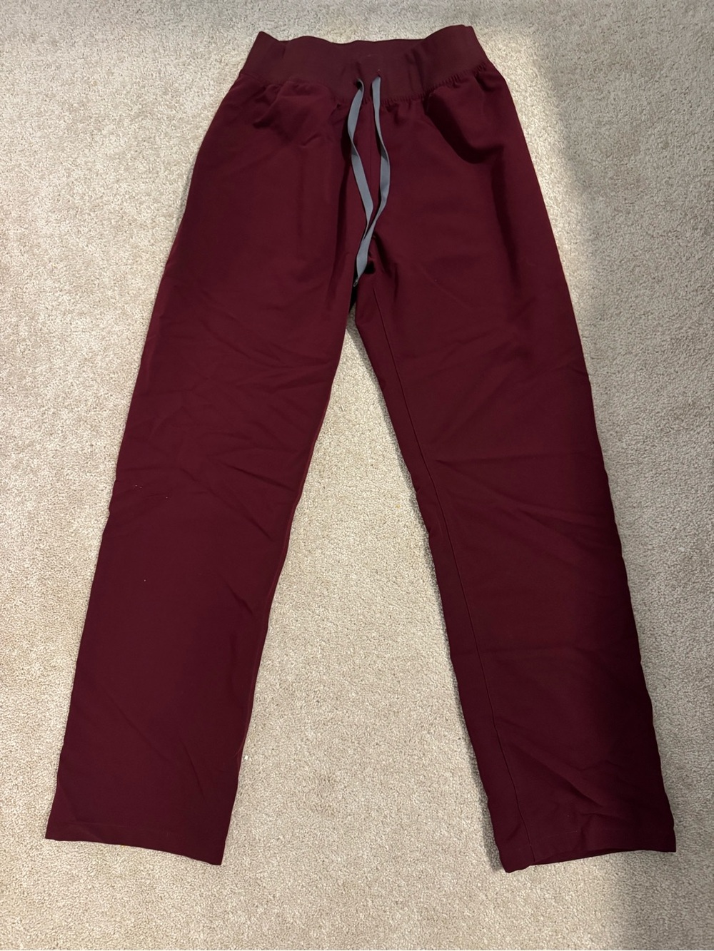 Figs high waisted Livingston burgundy